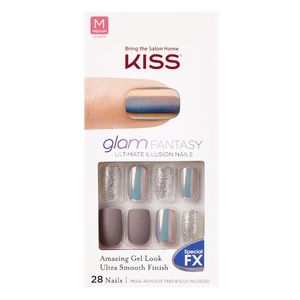 KISS Glam Fantasy Nails